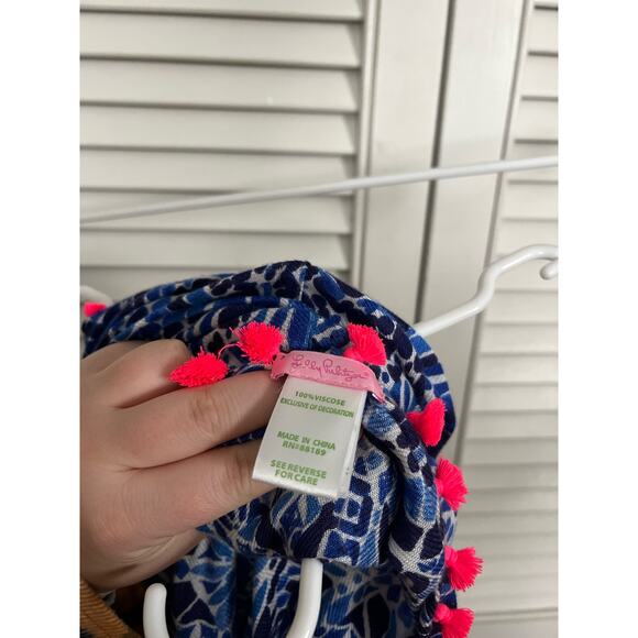 Lilly Pulitzer Resort Infinity Loop Scarf- Swizzle in Taverna Tile Tassel Accent - Picture 3 of 5